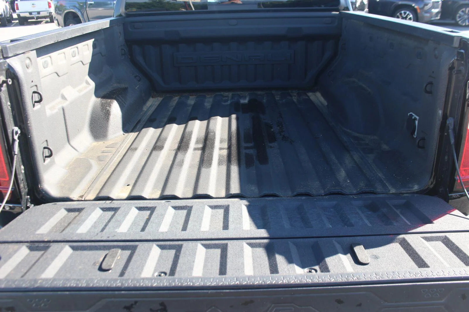 Used 2024 Onyx Black GMC Denali image 11