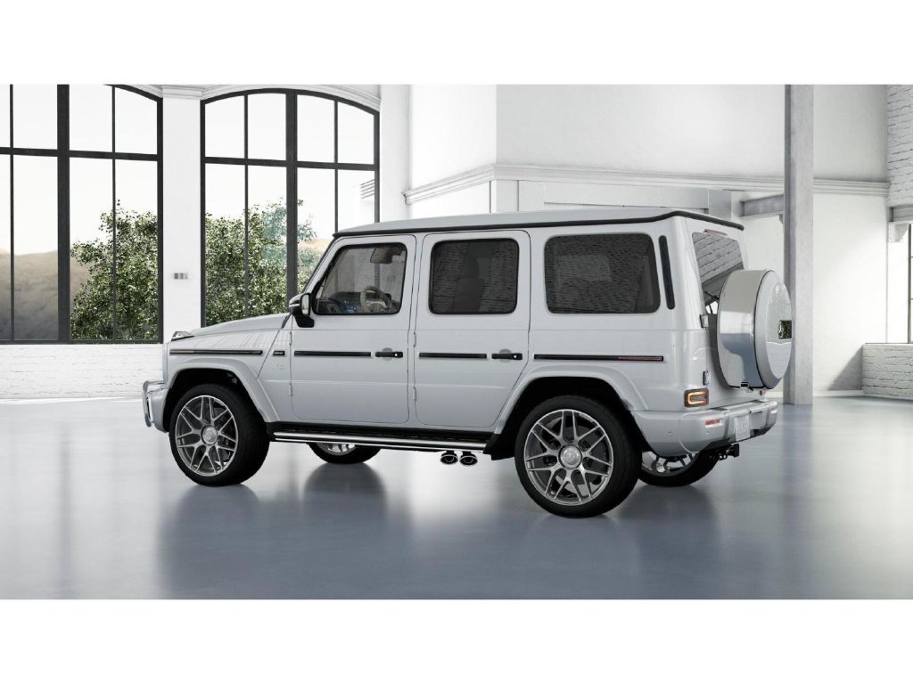 New 2027 MANUFAKTUR Moonlight White Metallic Mercedes-Benz AMG® G 63 SUV image 31