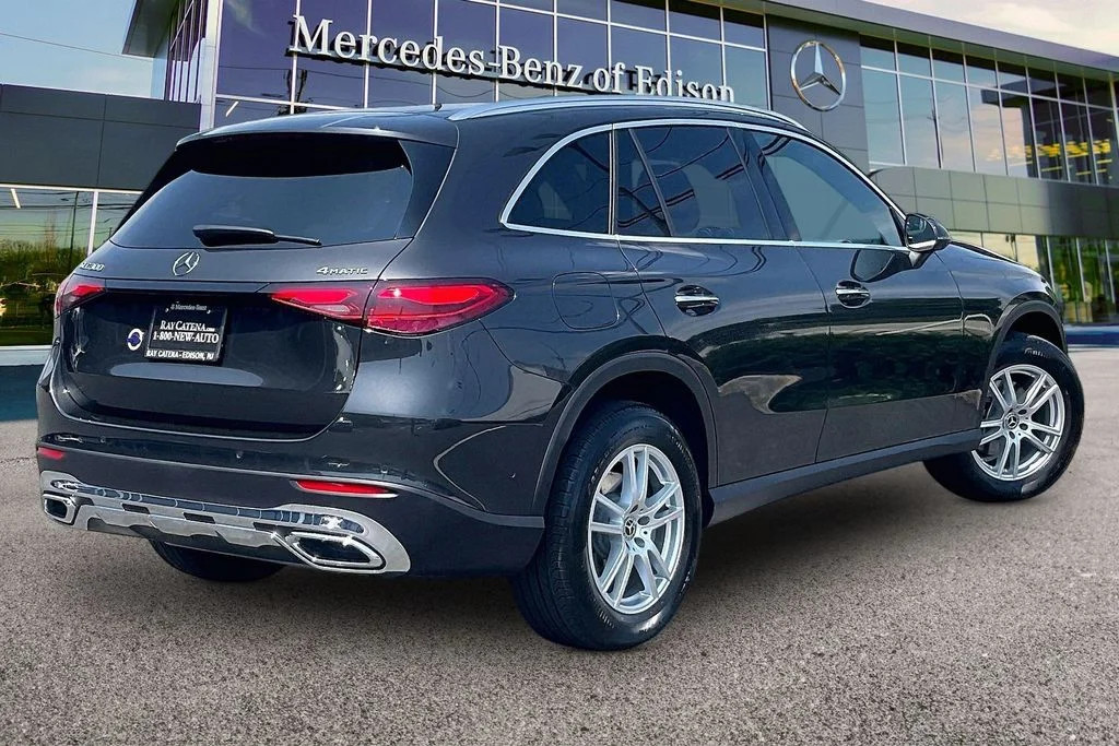 2026 Mercedes-Benz GLC Base - Photo 10