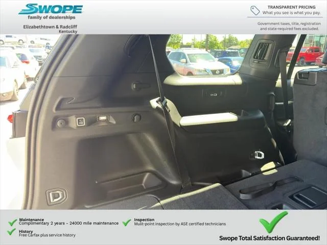 New 2026 Bright White Clear-Coat Exterior Paint Jeep Laredo image 17