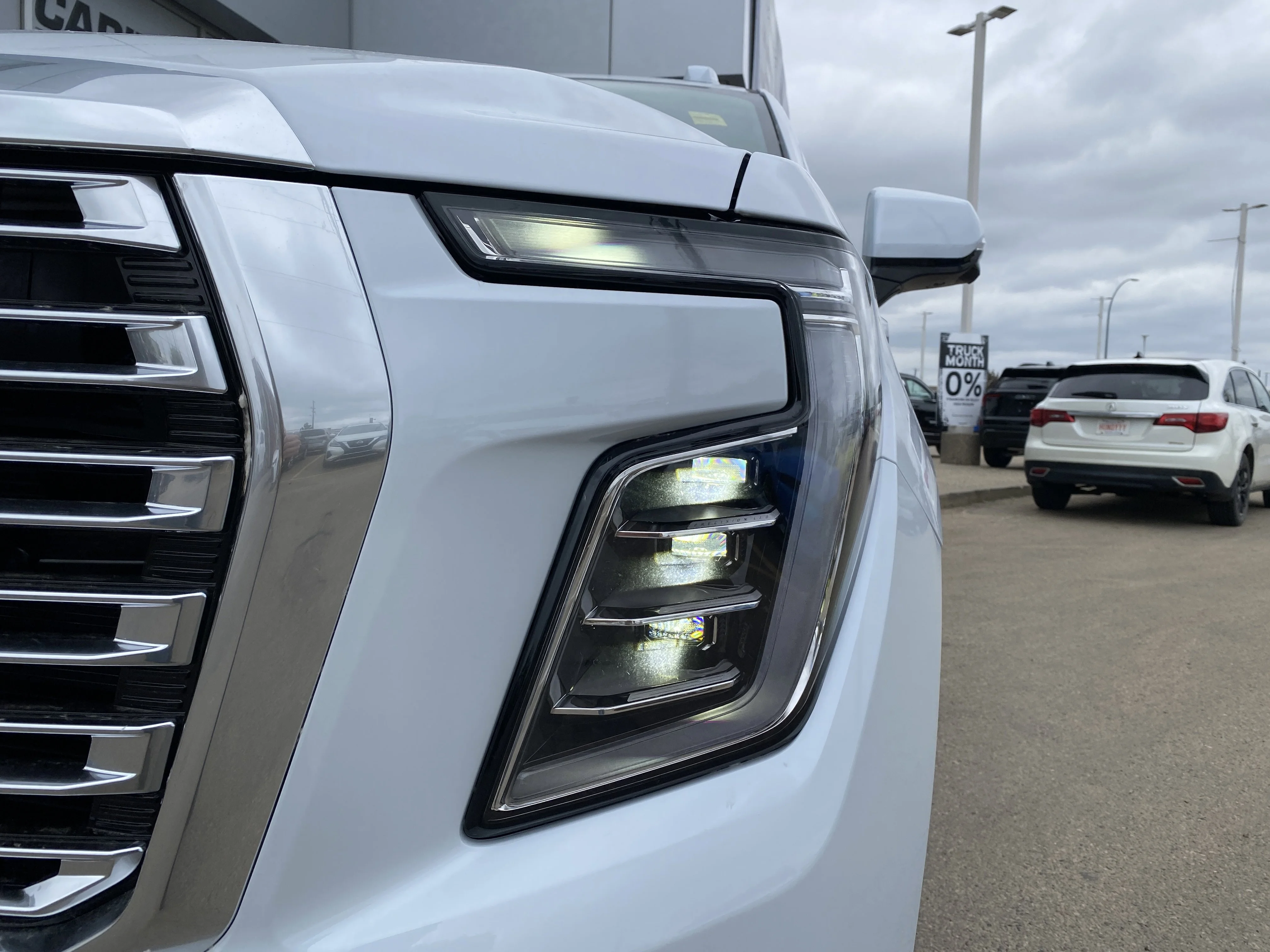 New 2026 GLACIER WHITE TRICOAT GMC Denali image 10