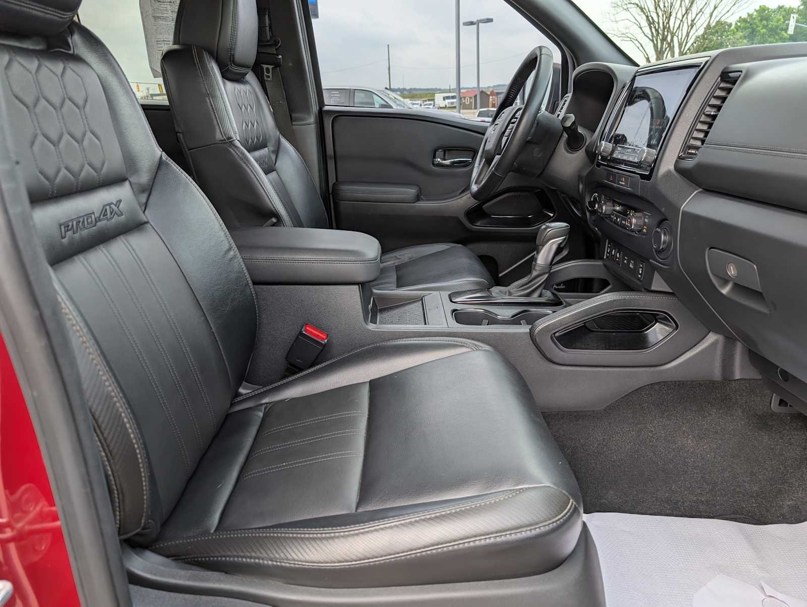 Used 2022 Cardinal Red Tricoat Nissan PRO-4X image 41