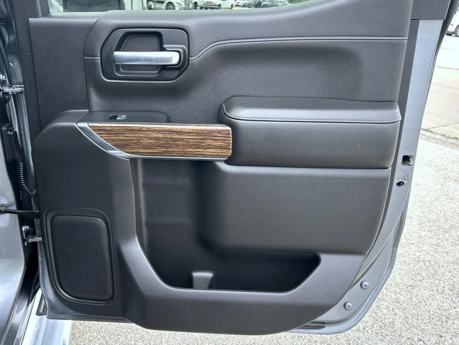 2019 Chevrolet Silverado 1500 High Country - Photo 17