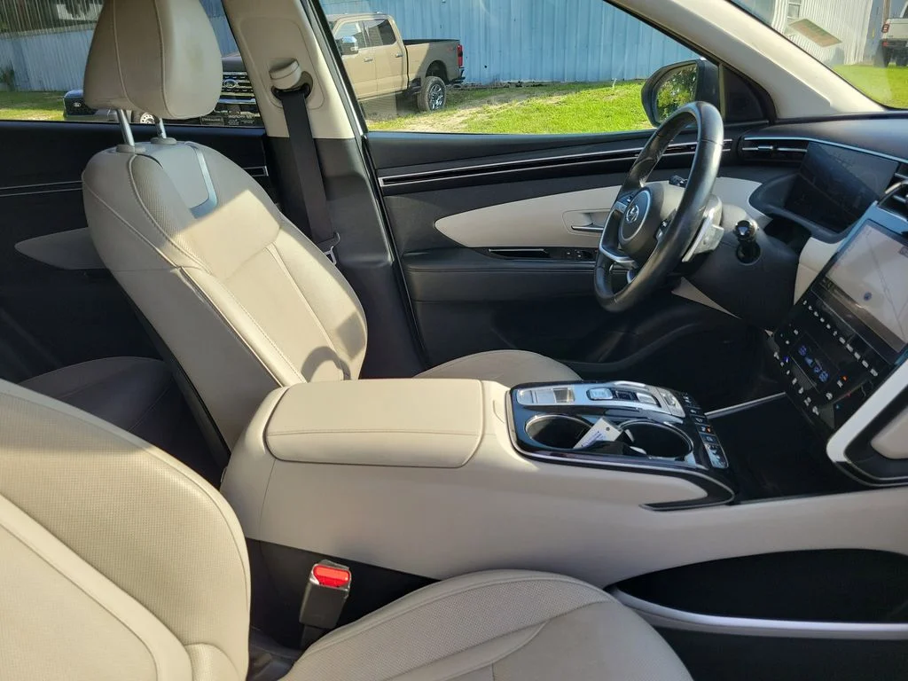 Used 2024 White Pearl Hyundai Limited image 37
