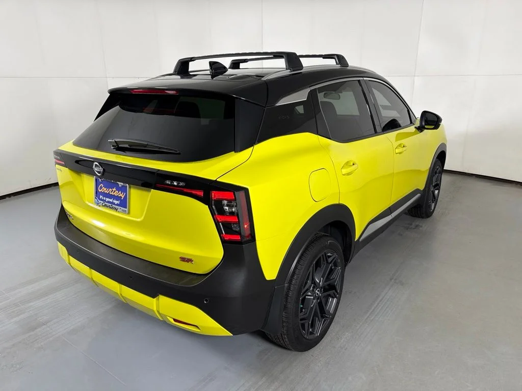 2026 Nissan KICKS SR - Photo 8
