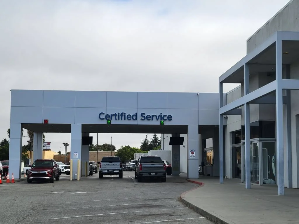 Used 2024 Black Chevrolet High Country image 30
