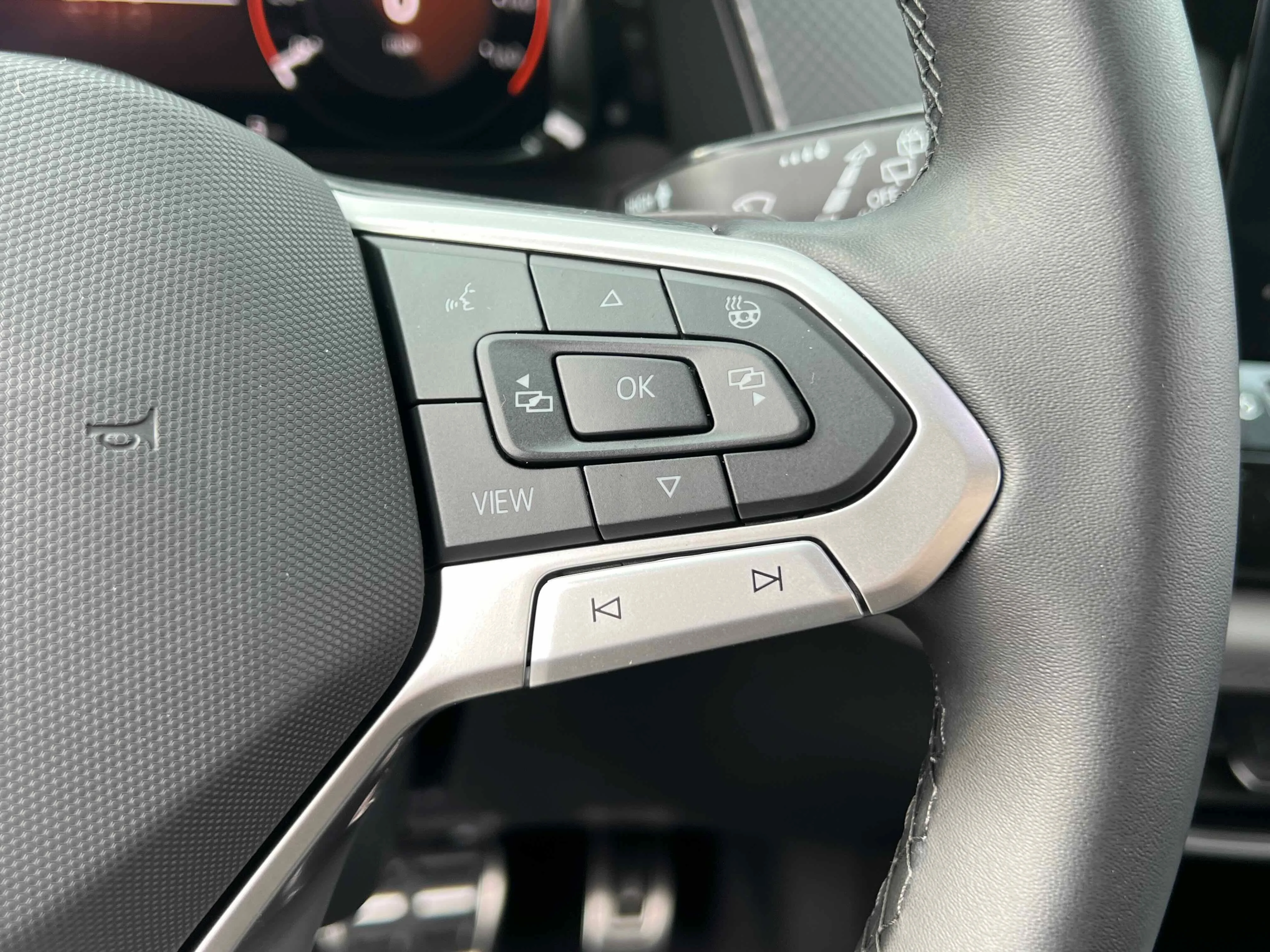 New 2026 Gray Volkswagen 2.0T Peak Edition image 32