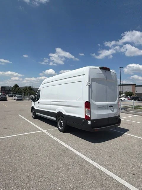 New 2026 Oxford White Ford Cargo Van image 5