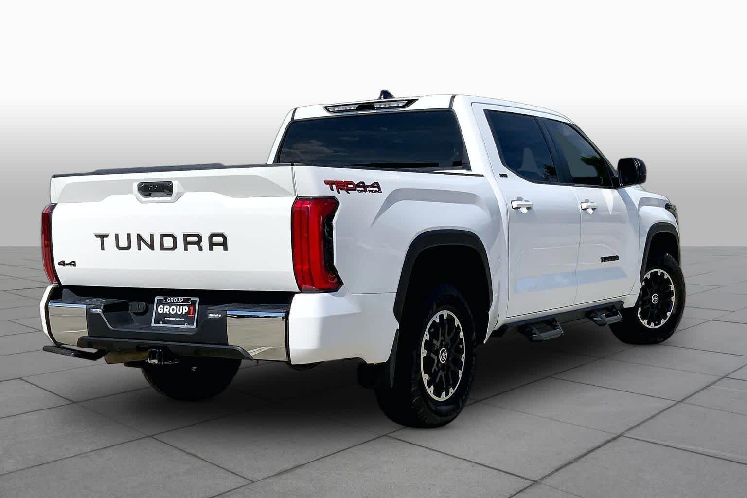 Used 2024 Ice Cap Toyota SR5 image 13
