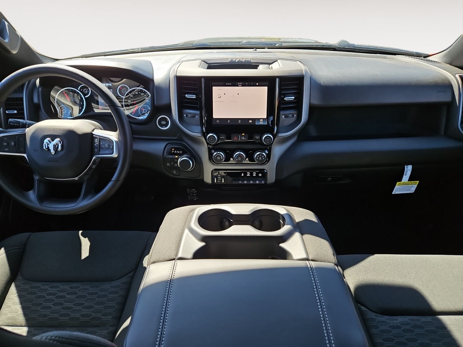 New 2026 Diamond Black Crystal Pearl-Coat Exterior Paint RAM Tradesman image 10