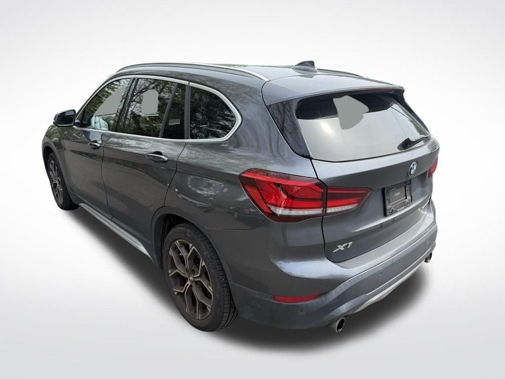 Used 2021 Mineral Gray Metallic BMW xDrive28i image 4