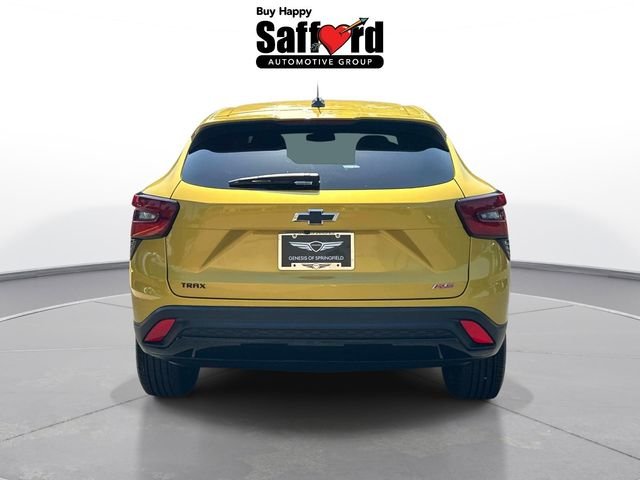 Used 2024 Yellow Chevrolet 1RS image 6