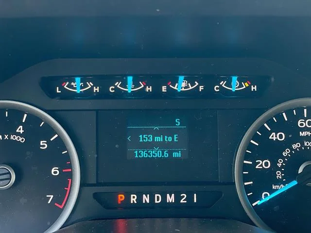 Used 2016 Magnetic Metallic Ford XL image 12