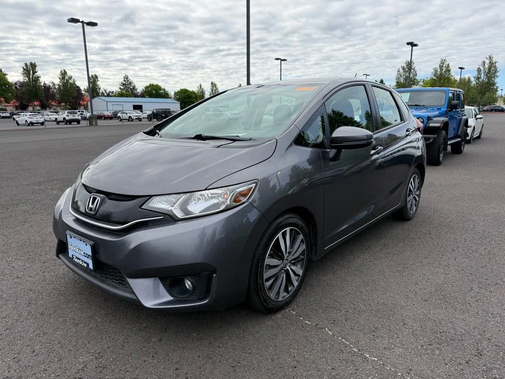 Used 2017 Modern Steel Metallic Honda EX image 3