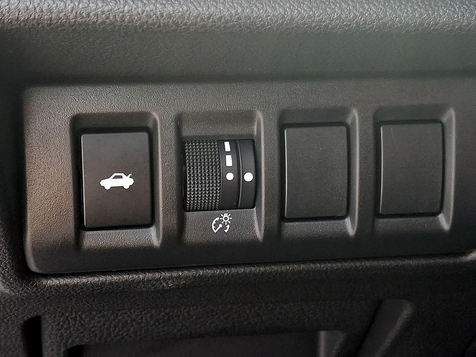 Used 2024 Crystal White Pearl - WH7 Subaru Sport image 23