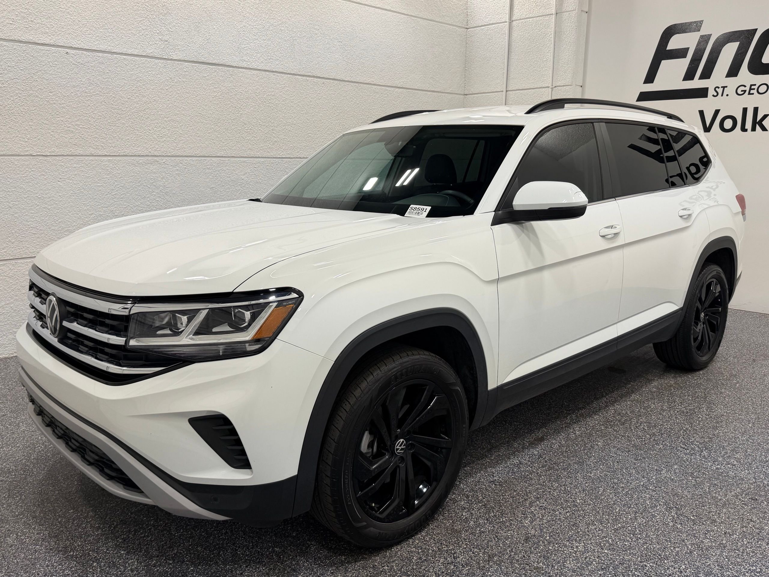 2023 Volkswagen Atlas SE w/Tech