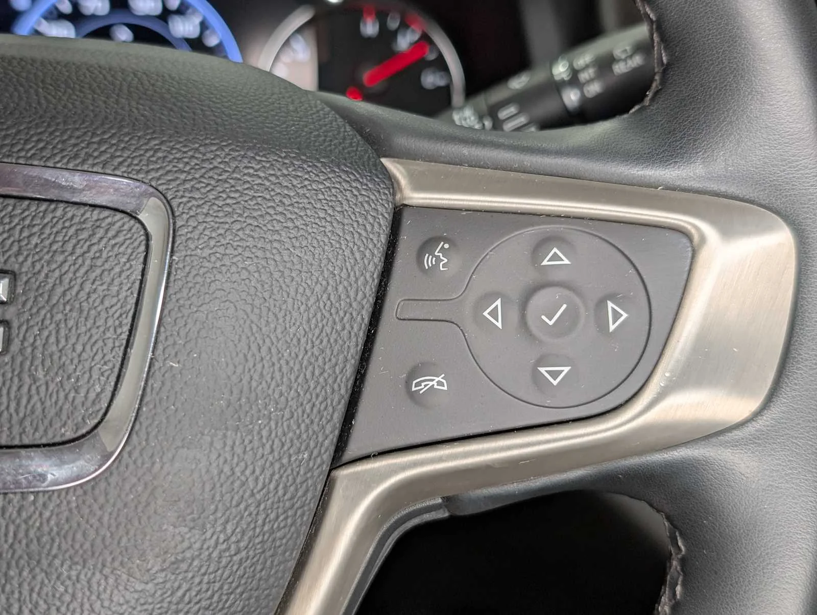 Used 2023 Volcanic Red Tintcoat GMC Denali image 38