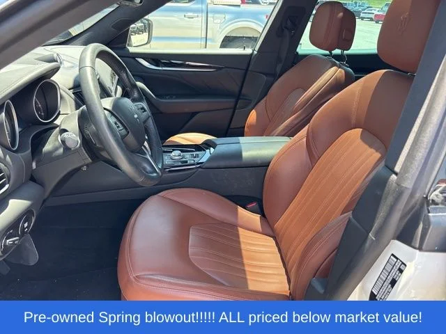 Used 2019 White Maserati  image 14