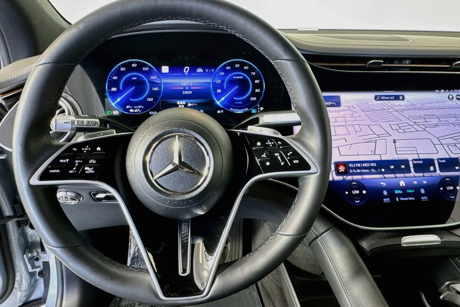 Certified Used 2024 Cirrus Silver Metallic Mercedes-Benz EQS 450+ image 11