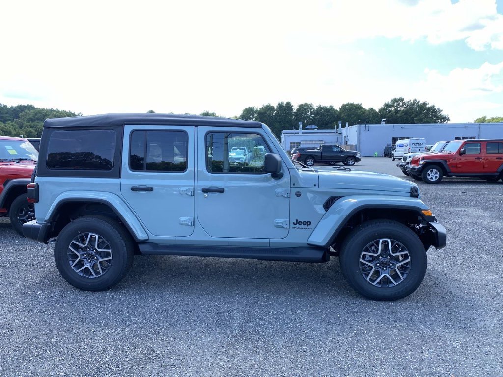 New 2026 Earl Clear-Coat Exterior Paint Jeep Sahara image 2