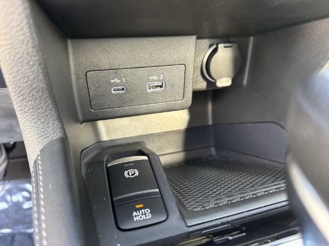 2024 Nissan Kicks SR - Photo 21