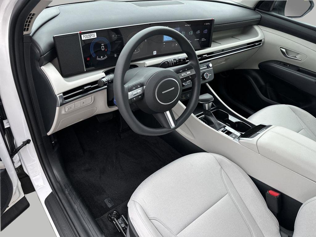 New 2026 White Pearl Hyundai SE FWD image 8