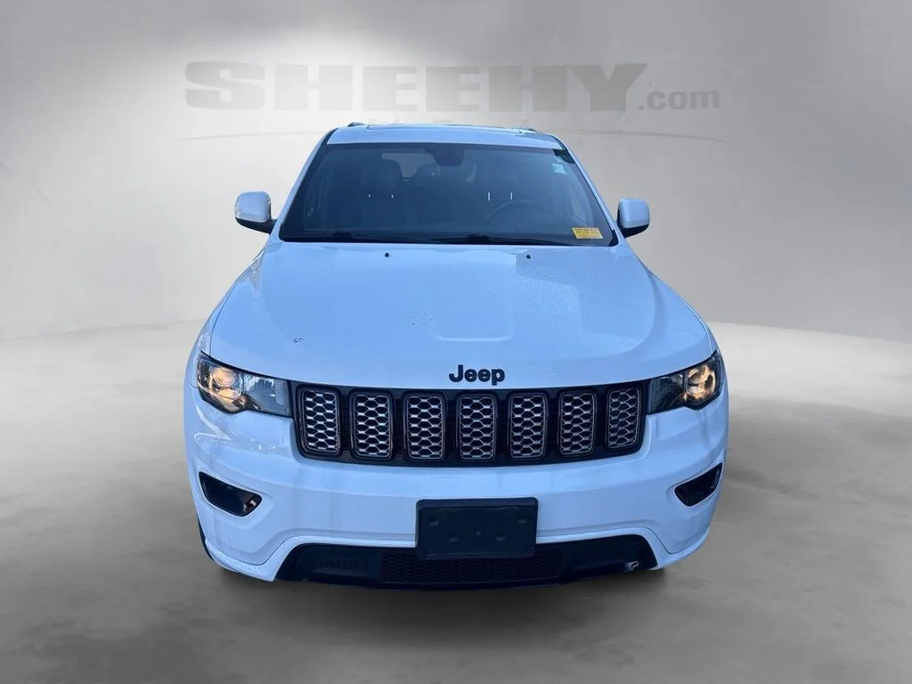 Used 2020 White Jeep Altitude image 17