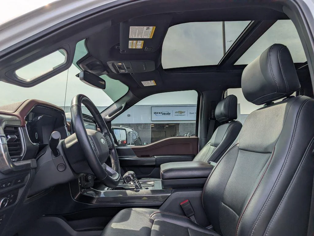 Used 2021 Oxford White Ford LARIAT image 9