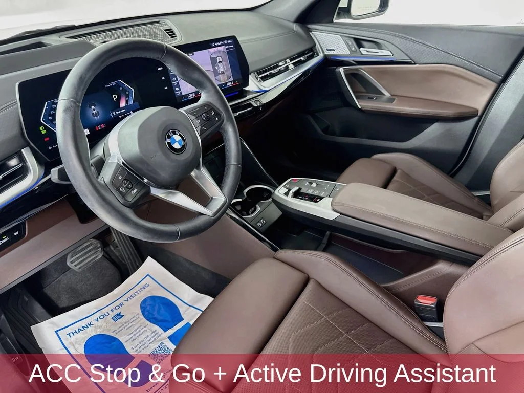 Used 2025 White BMW xDrive28i image 9