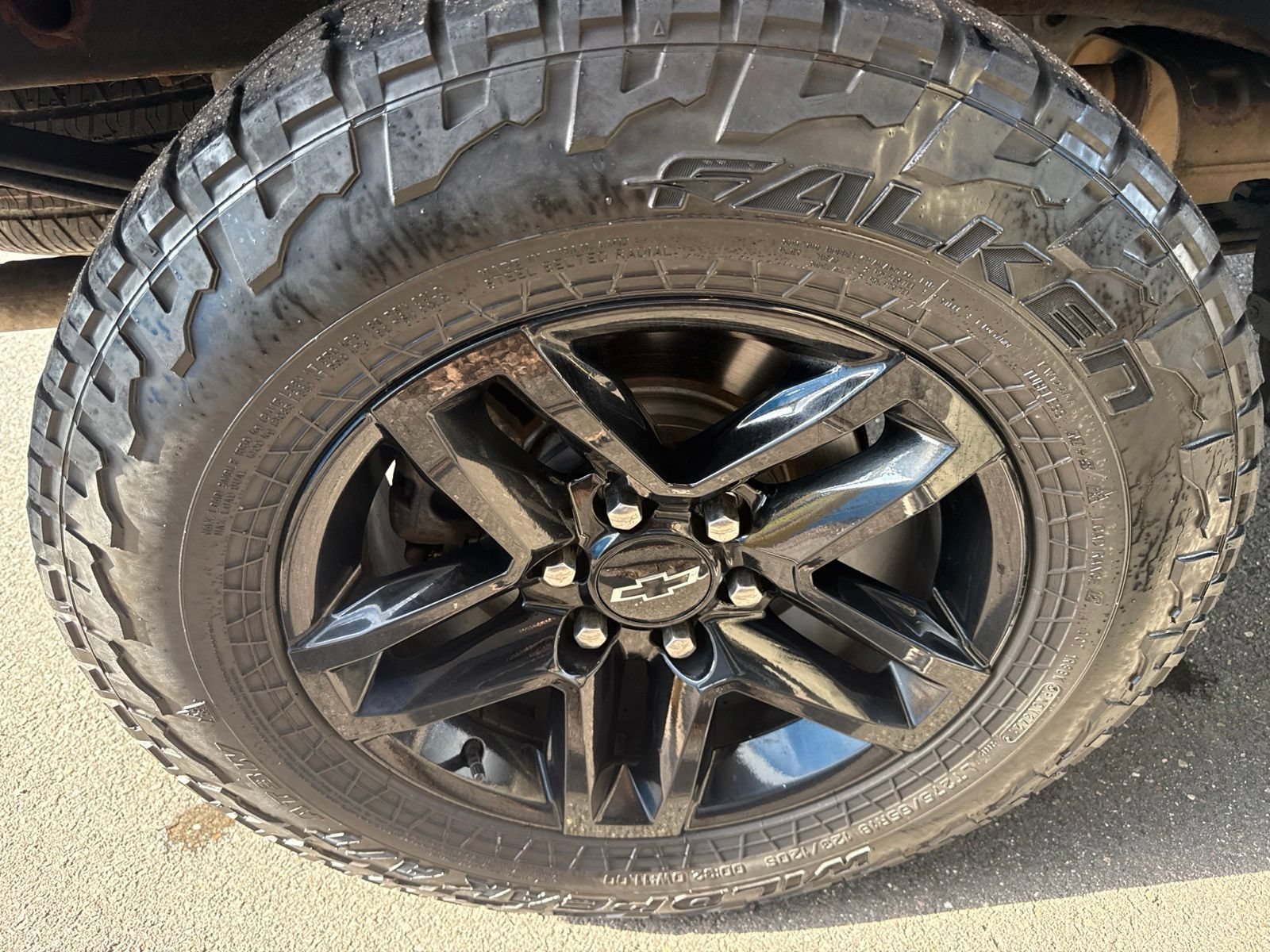 Used 2019 BLACK Chevrolet LT Trail Boss image 13