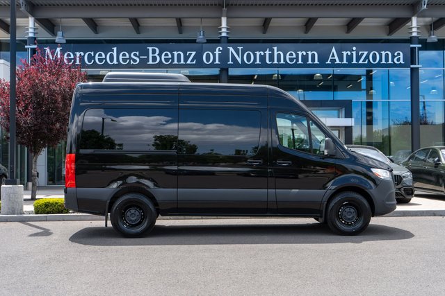 2025 Mercedes-Benz Sprinter 2500 Passenger 144 WB