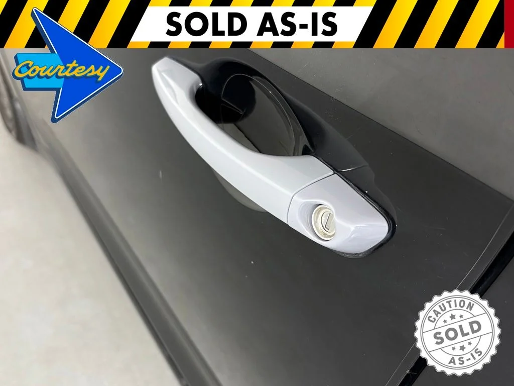 Used 2018 Black Hyundai SEL image 10
