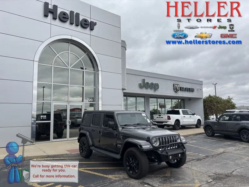 Used 2022 Granite Crystal Metallic Clearcoat Jeep Unlimit image 1