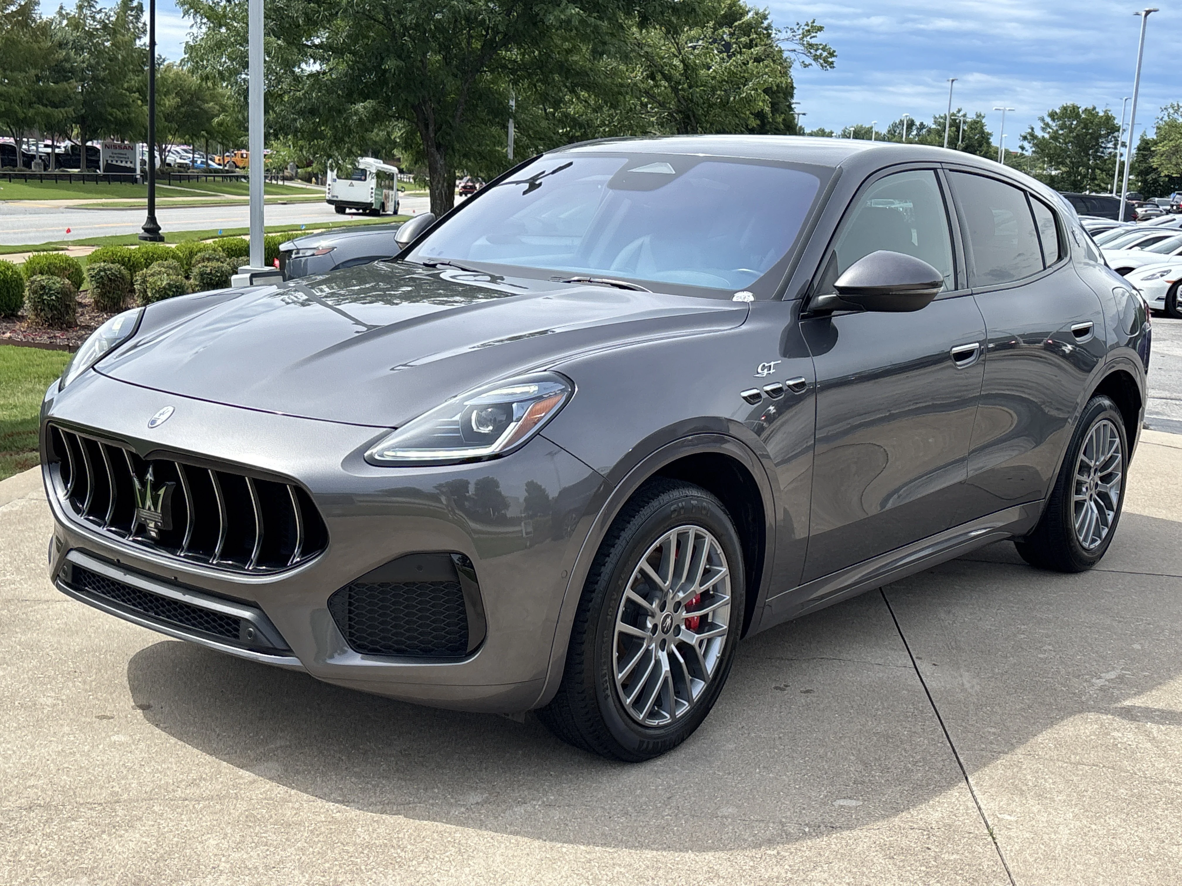 Used 2023 Grigio Lava Metallic Maserati GT AWD image 11
