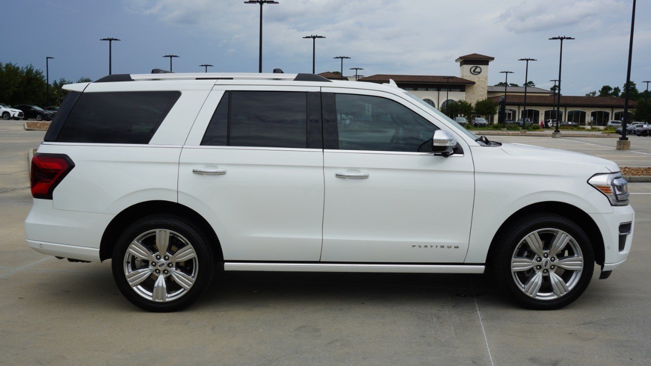 Used 2024 White Ford Platinum image 4