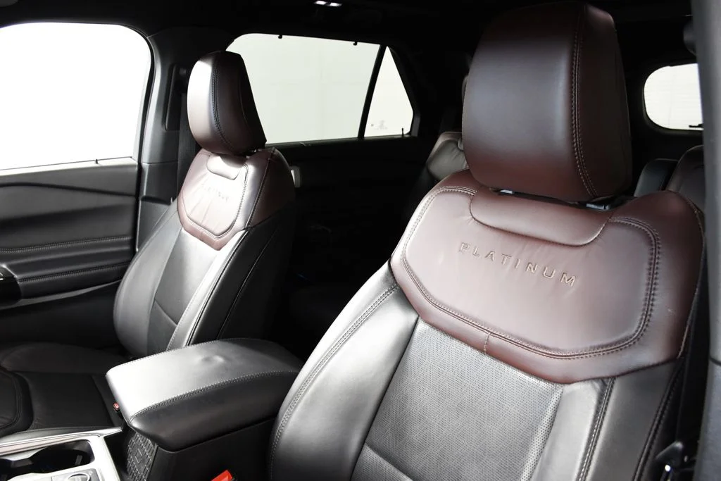 Used 2021 Agate Black Metallic Ford Platinum image 17