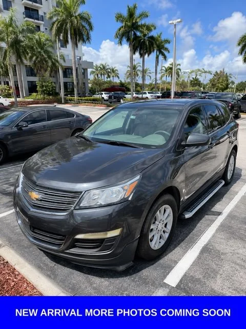 Used 2014 Chevrolet Traverse LS with VIN 1GNKRFED6EJ321322 for sale in Fort Lauderdale, FL