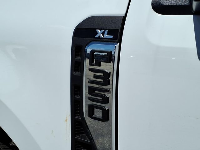 New 2026 Oxford White Ford F-350® XL image 8