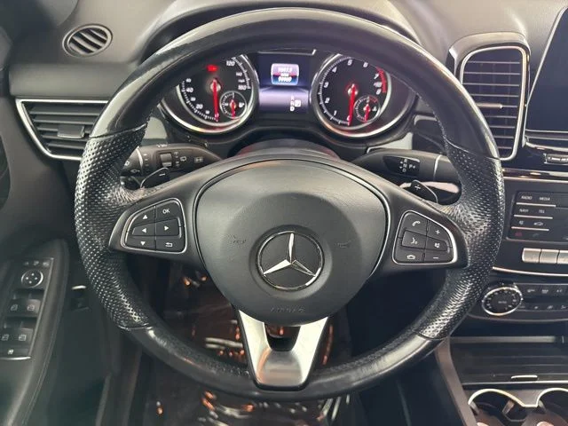 Used 2019  Mercedes-Benz GLE 400 image 25