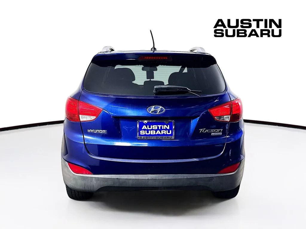 Used 2010 Blue Hyundai Limited image 6