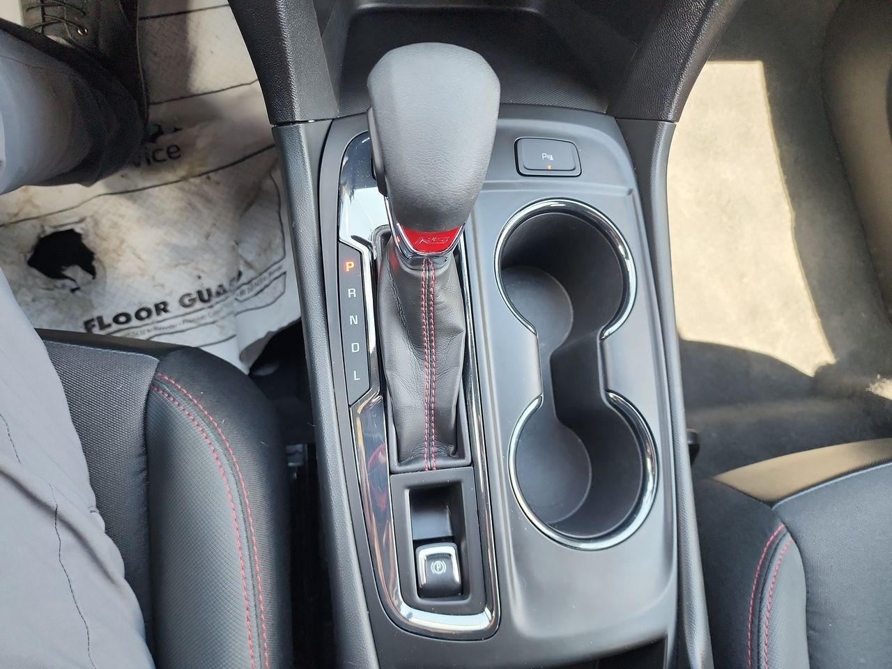 Used 2024 Summit White Chevrolet RS image 18
