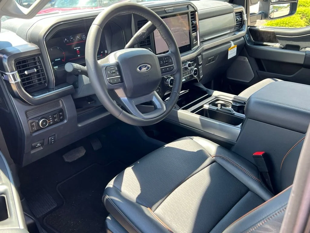 New 2026 Agate Black Metallic Ford F-250® Lariat® image 18