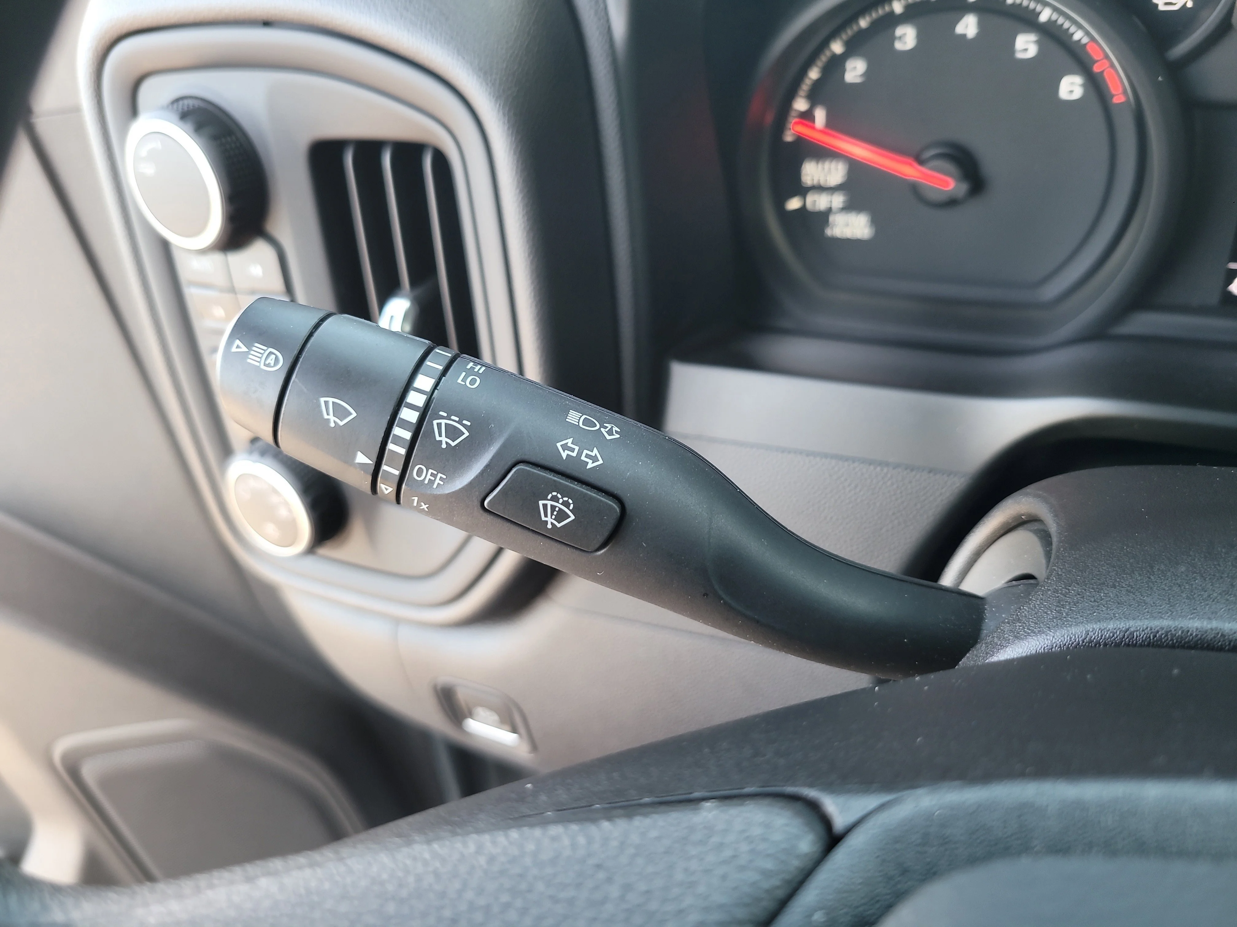 Used 2025 Slate Gray Metallic Chevrolet Custom Trail Boss image 29