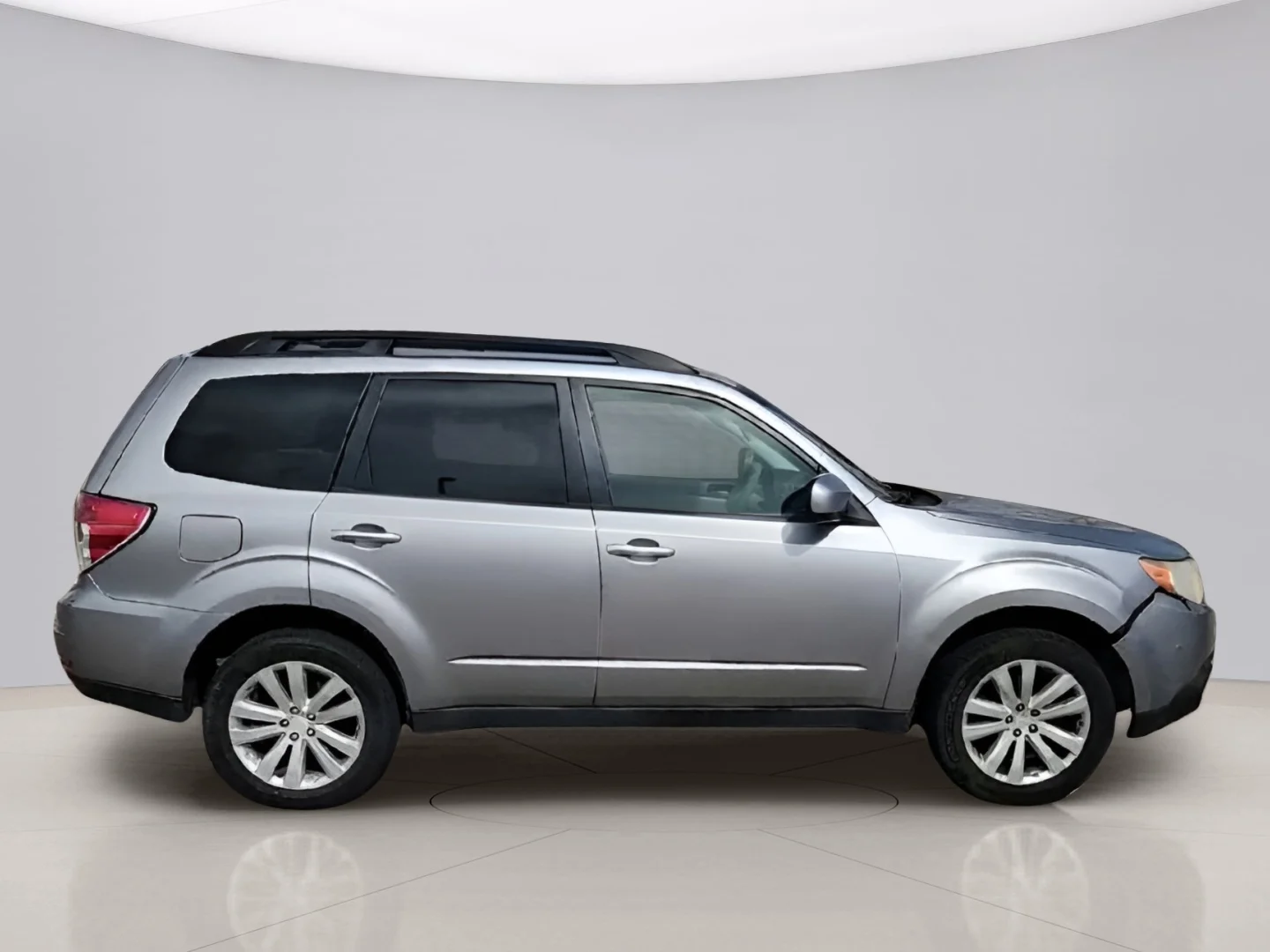 Used 2011 Silver Subaru 2.5X PREM image 8