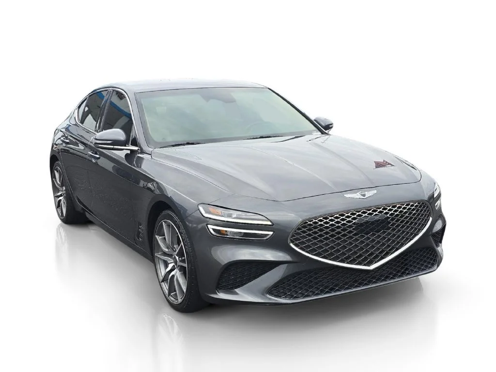 Used 2022 Himalayan Gray Genesis 3.3T image 3