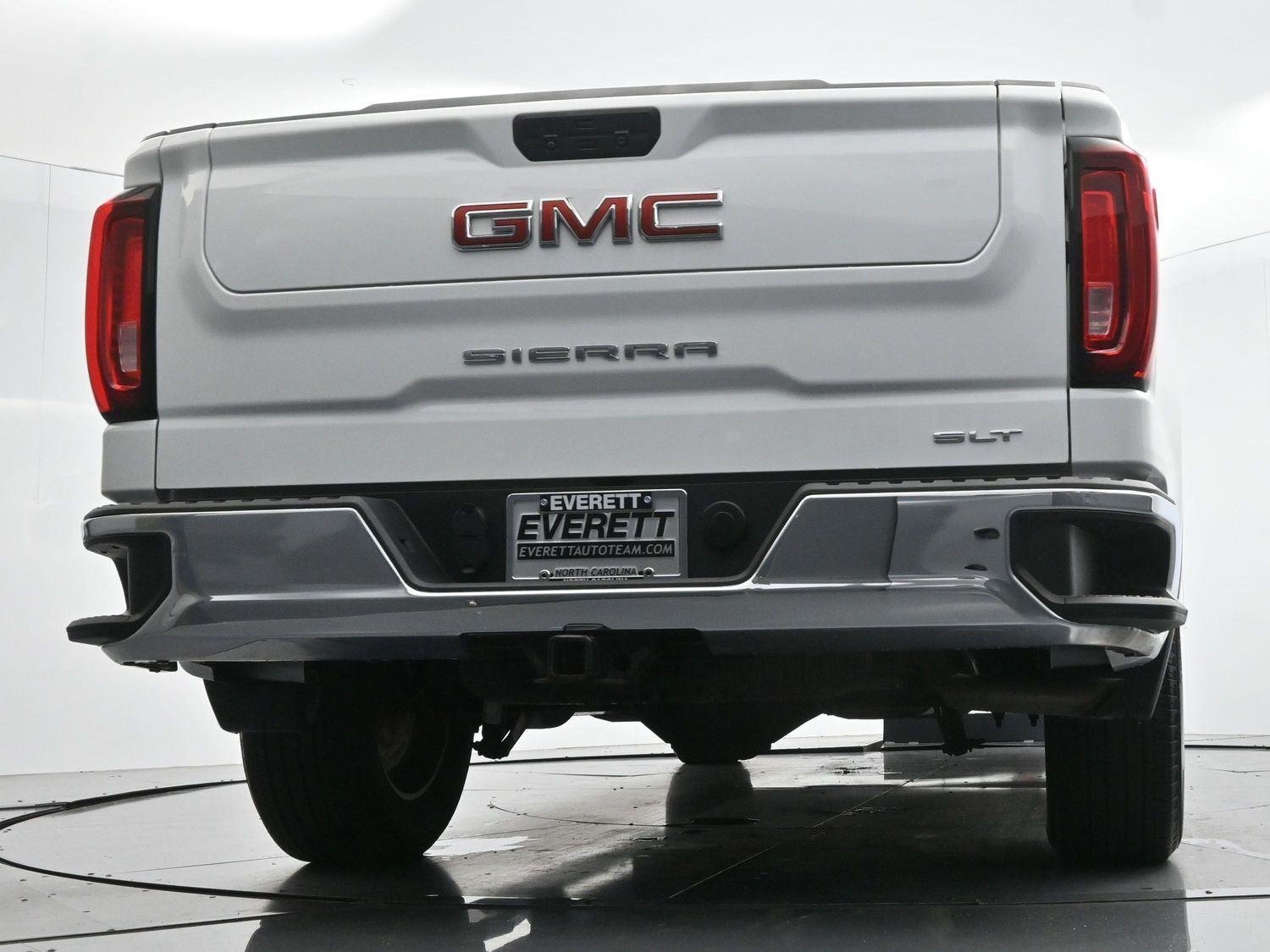 Used 2022 Summit White GMC SLT image 48