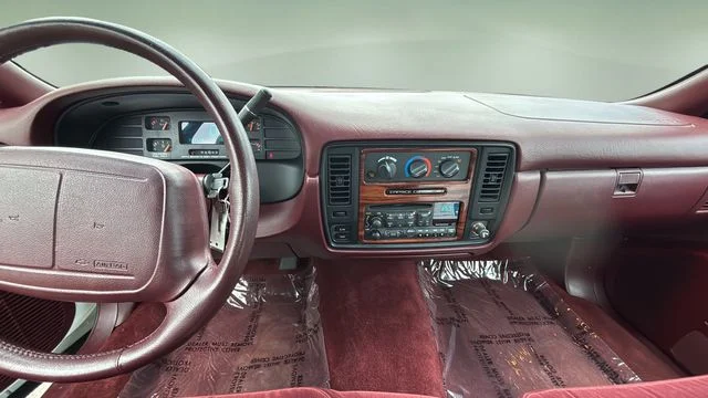 Used 1996 White Chevrolet Classic image 11