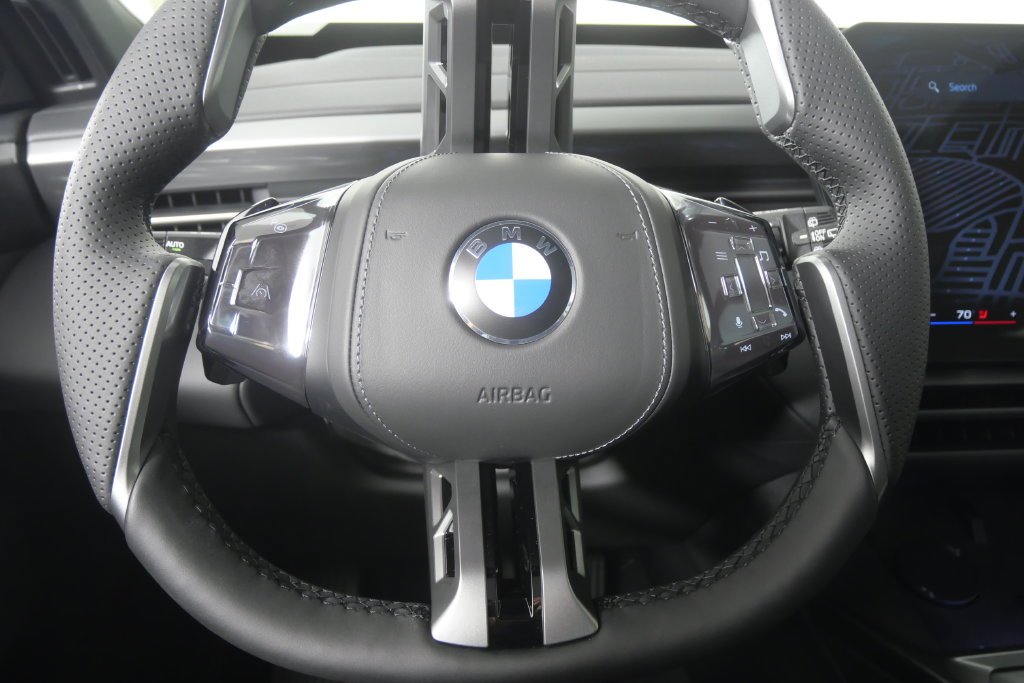 New 2027 Alpine White BMW  image 21