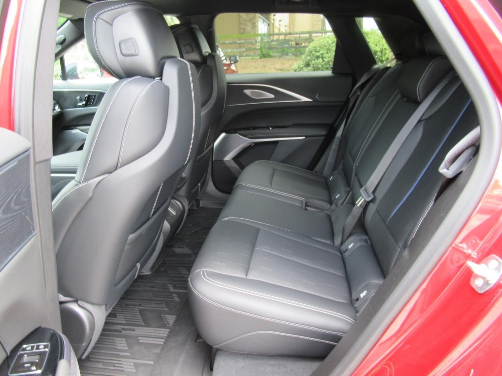 Used 2025 Red Cadillac Luxury image 38