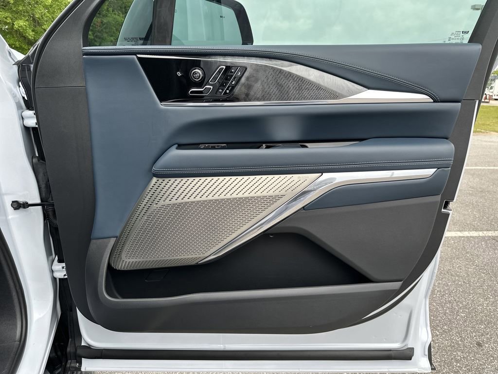 2026 Cadillac Escalade IQL Premium Sport - Photo 37